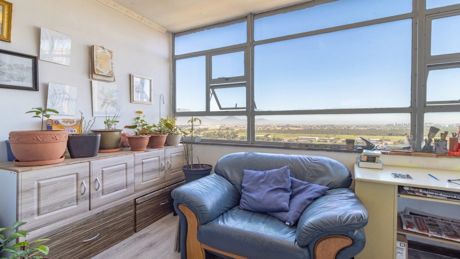 2 Bedroom Property for Sale in Townsend Estate Western Cape